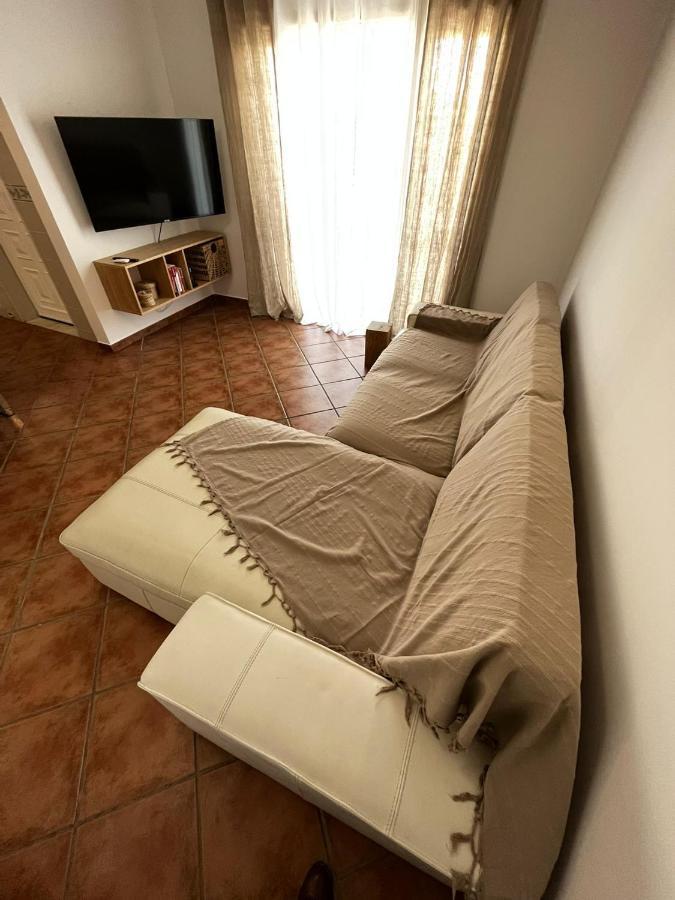 Parra Home Holidays - Close To Gale Beach Ґія Екстер'єр фото