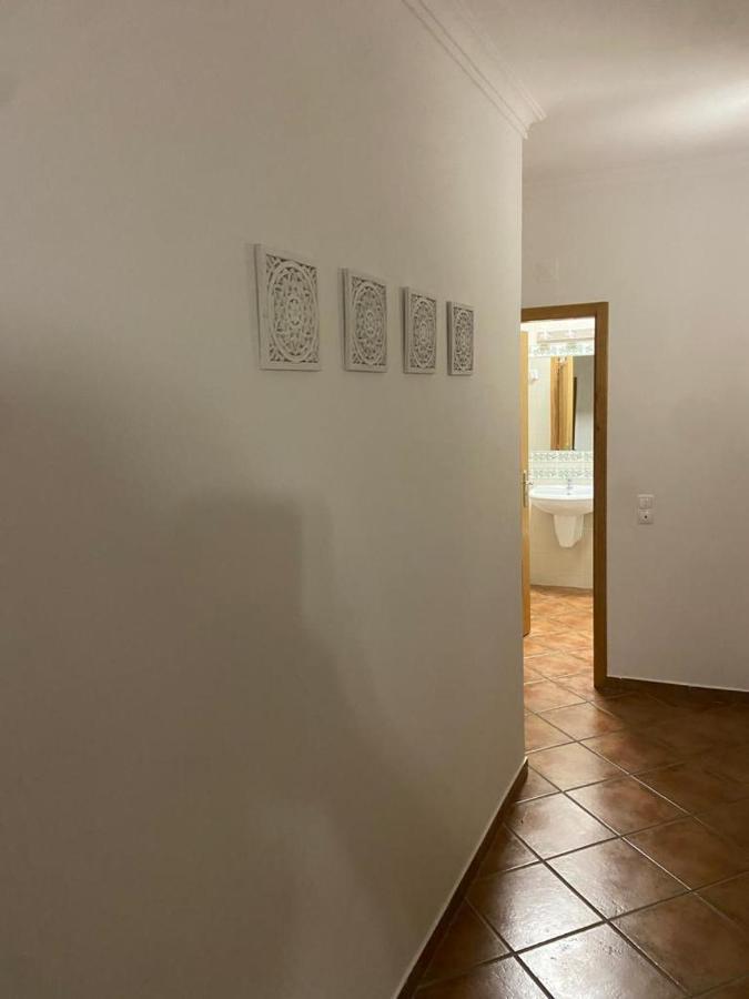 Parra Home Holidays - Close To Gale Beach Ґія Екстер'єр фото